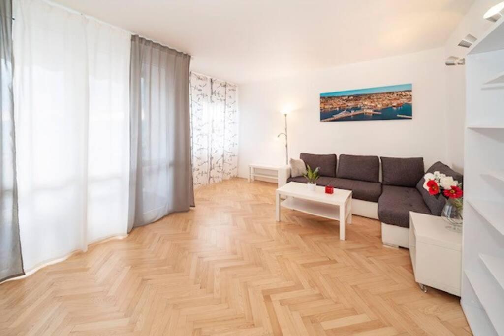 Sea City View W/ 2Bd 1Bt Free Street Parking Rijeka Eksteriør bilde